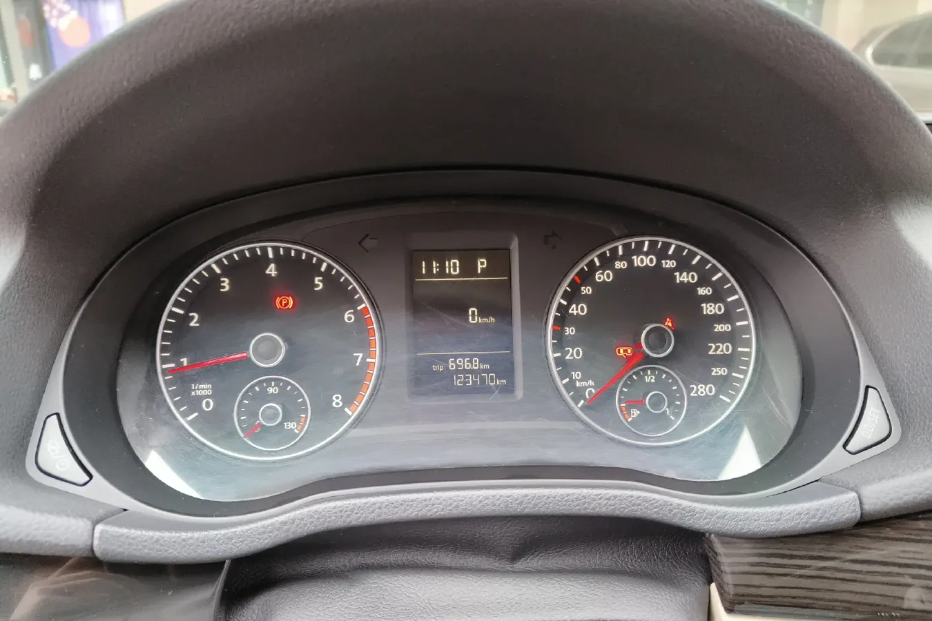 2013 Volkswagen Passat 1.8T 160HP L4 7DCT,autocango,china used car exporter,china ev exporter,chinese used car exporter,chinese used ev exporter