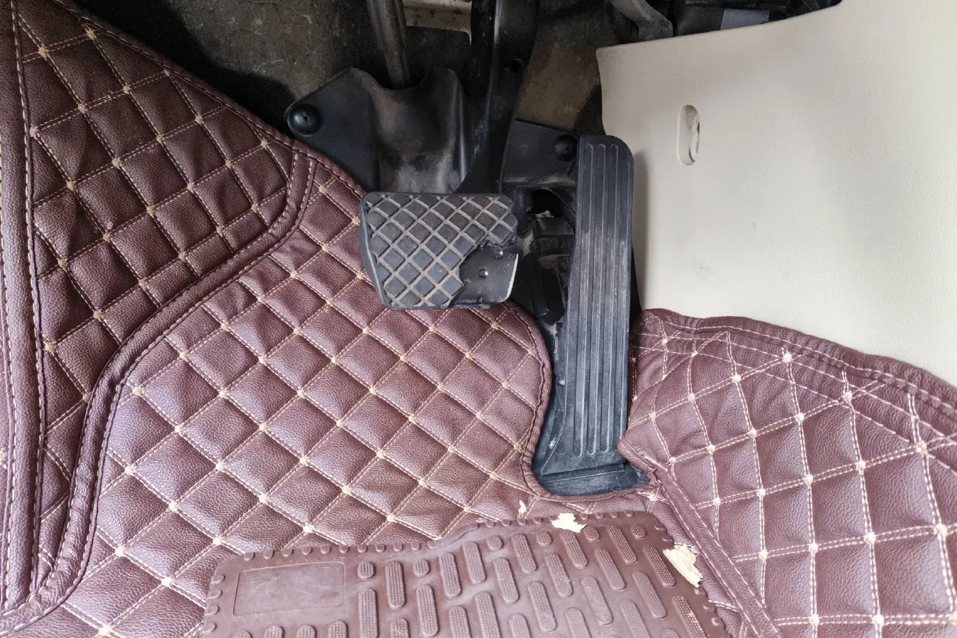 2013 Volkswagen Passat 1.8T 160HP L4 7DCT,autocango,china used car exporter,china ev exporter,chinese used car exporter,chinese used ev exporter