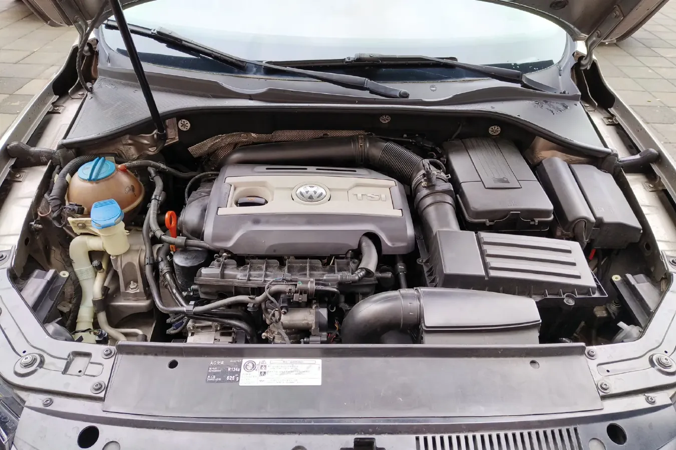 2013 Volkswagen Passat 1.8T 160HP L4 7DCT,autocango,china used car exporter,china ev exporter,chinese used car exporter,chinese used ev exporter