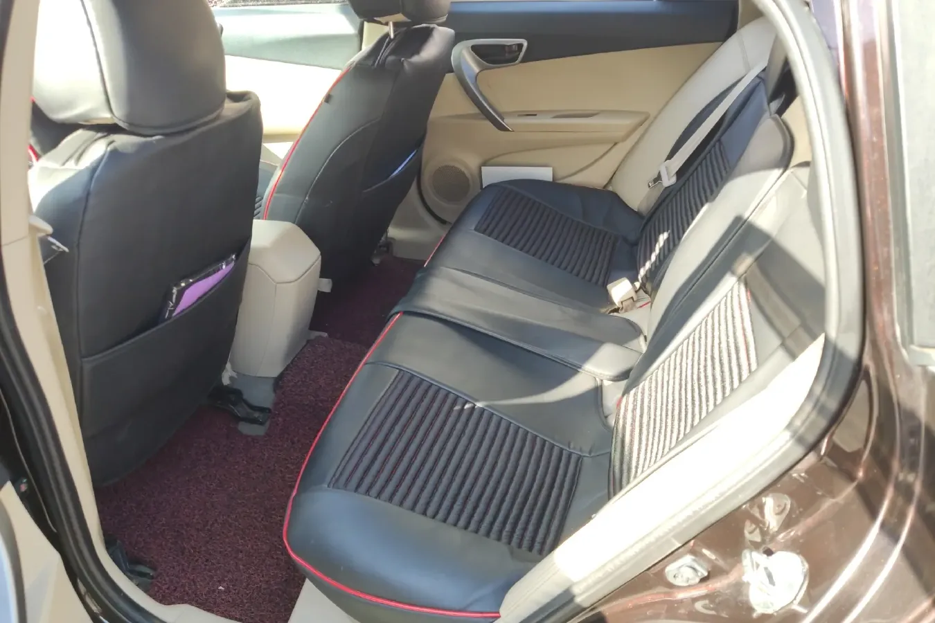 2012 Soueast V5 1.5L 120HP L4 5MT,autocango,china used car exporter,china ev exporter,chinese used car exporter,chinese used ev exporter