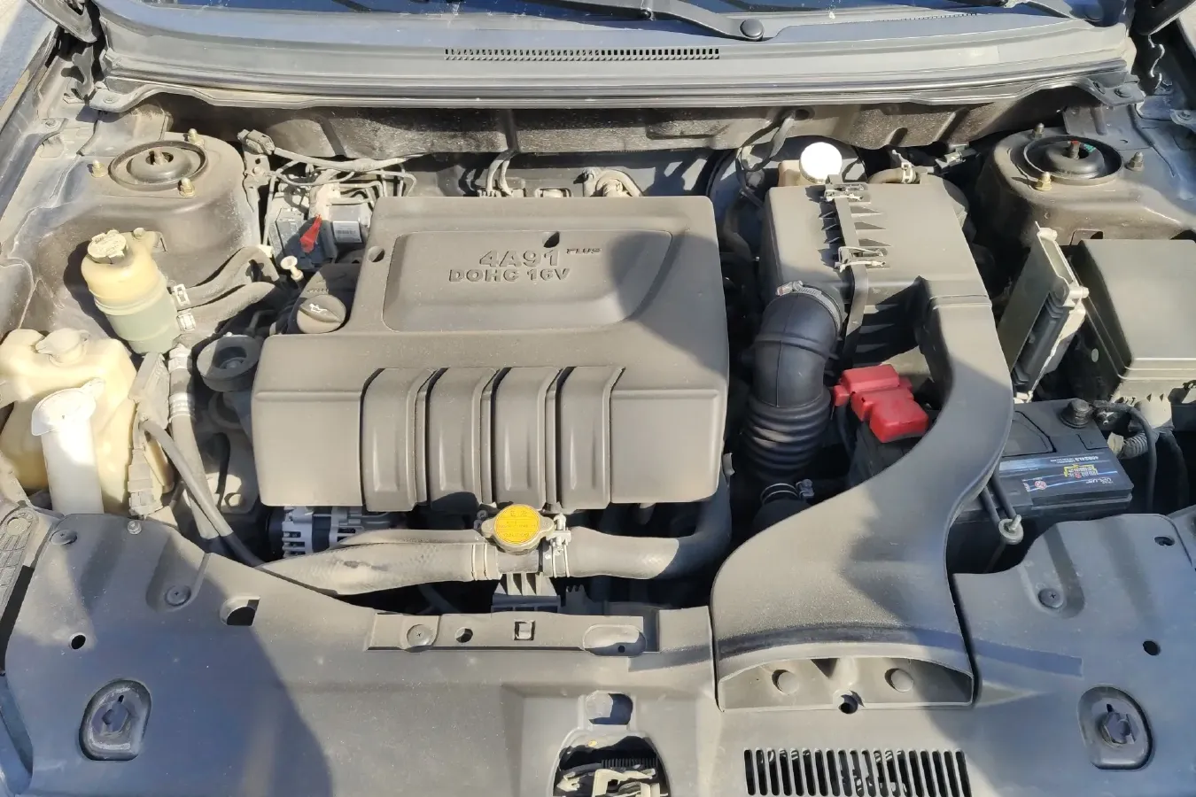 2012 Soueast V5 1.5L 120HP L4 5MT,autocango,china used car exporter,china ev exporter,chinese used car exporter,chinese used ev exporter