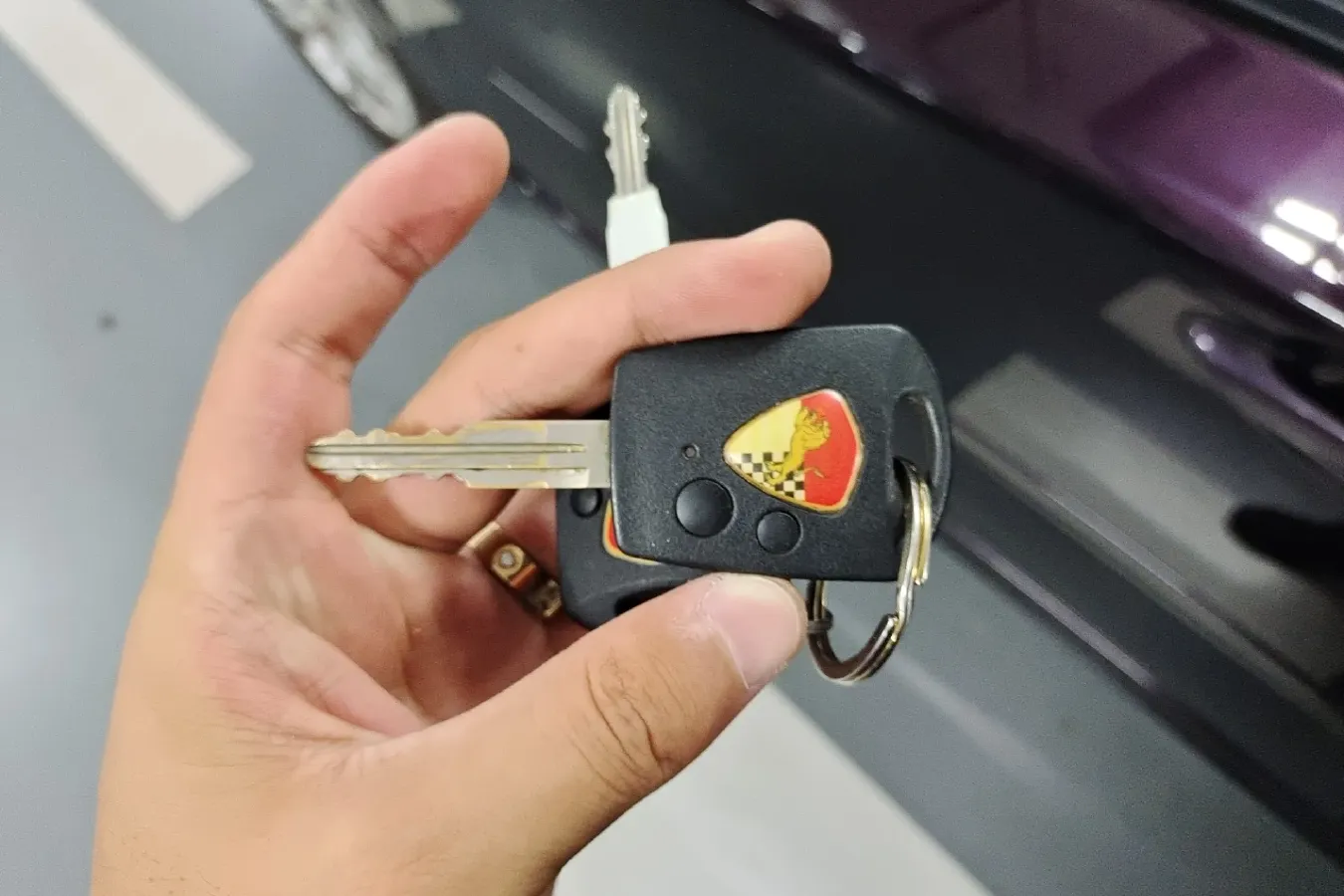 2010 Youngman Lotus L3 1.6L 111HP L4 5MT,autocango,china used car exporter,china ev exporter,chinese used car exporter,chinese used ev exporter