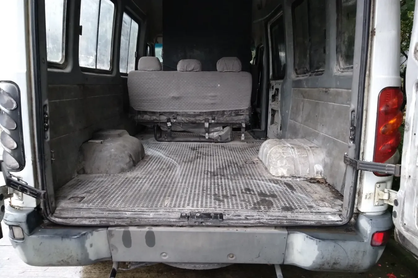 2013 Iveco BaoDi 2.5T 122HP L4 5MT,autocango,china used car exporter,china ev exporter,chinese used car exporter,chinese used ev exporter