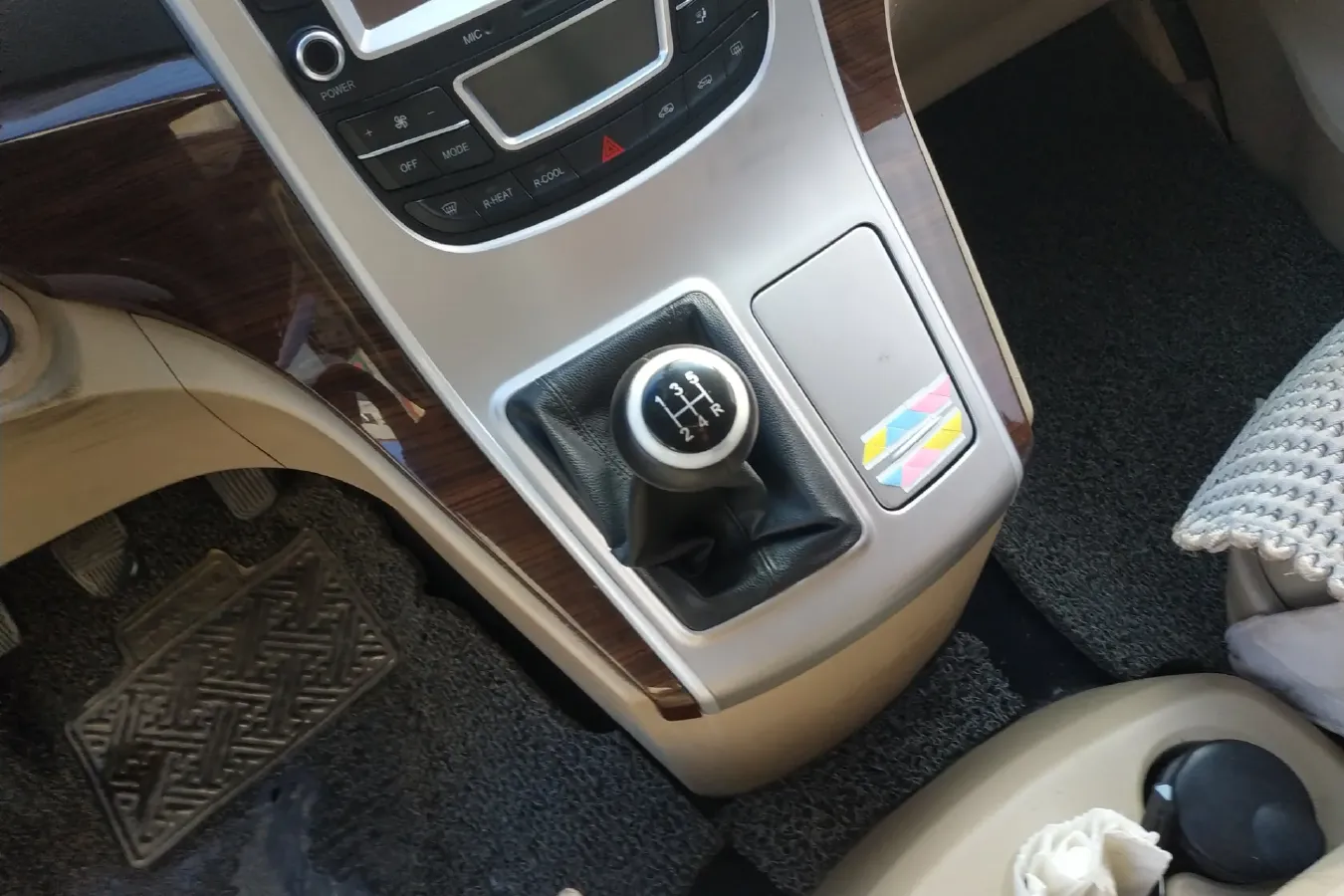 2014 JinBei Grace 2.4L 139HP L4 5MT,autocango,china used car exporter,china ev exporter,chinese used car exporter,chinese used ev exporter