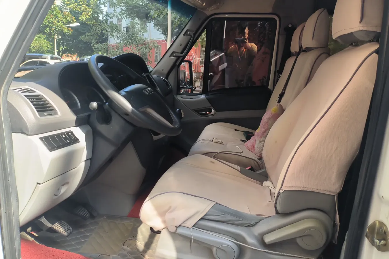 2017 Iveco BaoDi 2.5T 122HP L4 5MT,autocango,china used car exporter,china ev exporter,chinese used car exporter,chinese used ev exporter