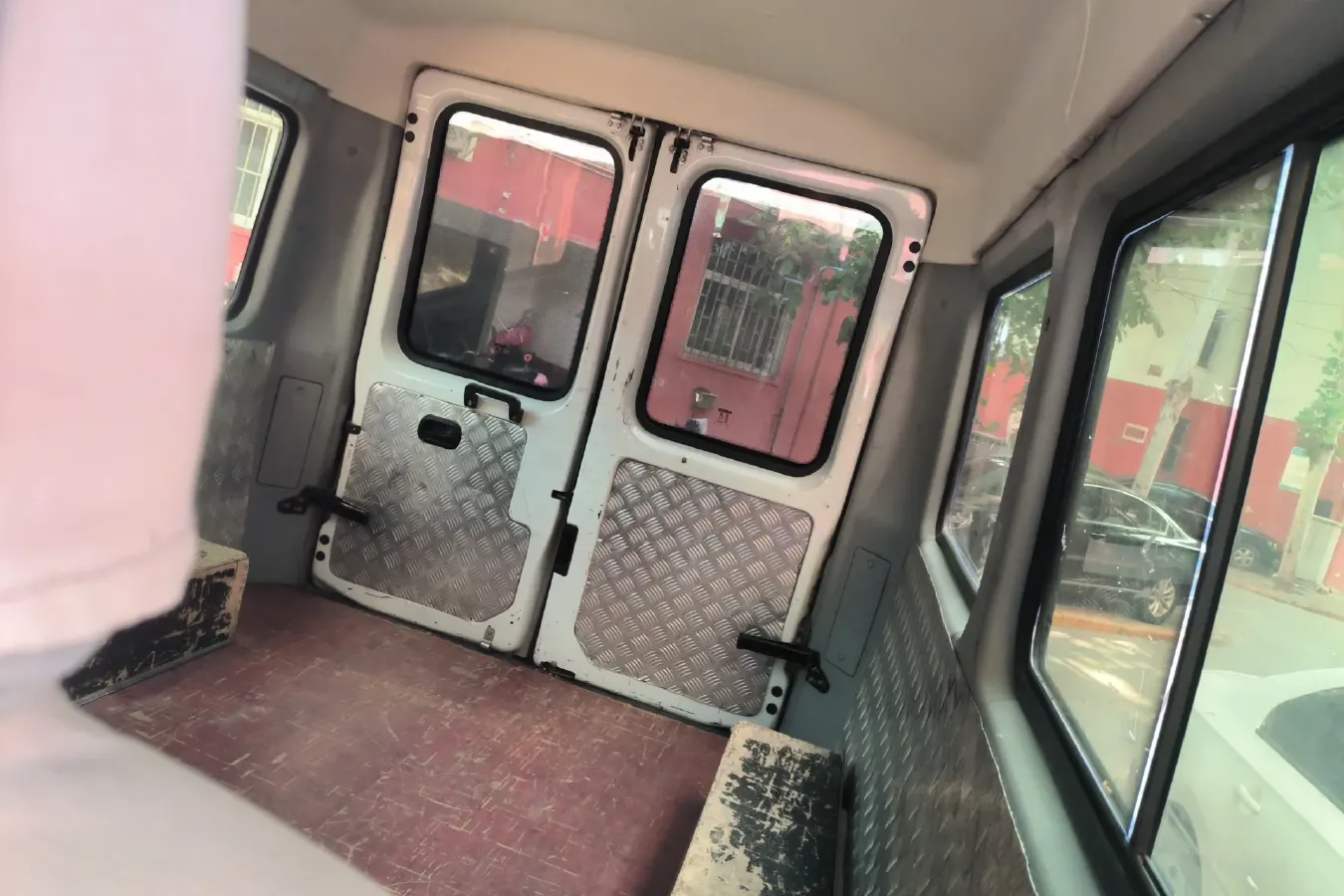 2017 Iveco BaoDi 2.5T 122HP L4 5MT,autocango,china used car exporter,china ev exporter,chinese used car exporter,chinese used ev exporter