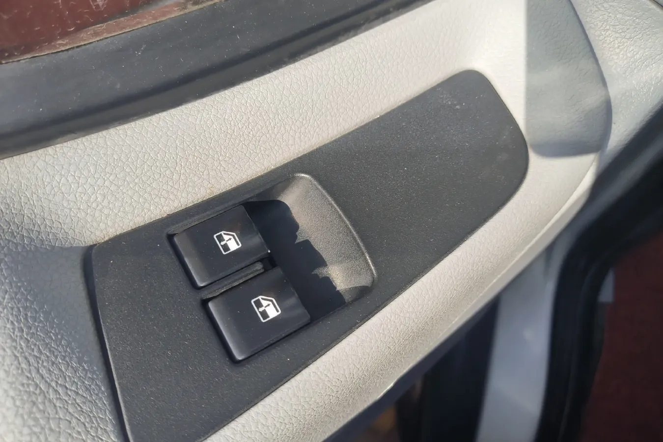 2017 Iveco BaoDi 2.5T 122HP L4 5MT,autocango,china used car exporter,china ev exporter,chinese used car exporter,chinese used ev exporter