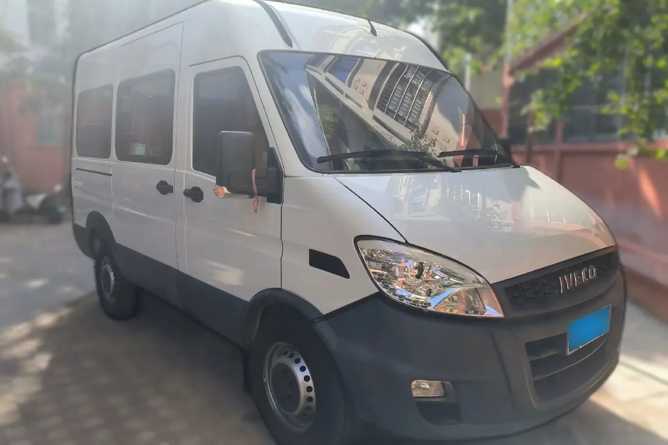 2017 Iveco BaoDi 2.5T 122HP L4 5MT,autocango,china used car exporter,china ev exporter,chinese used car exporter,chinese used ev exporter