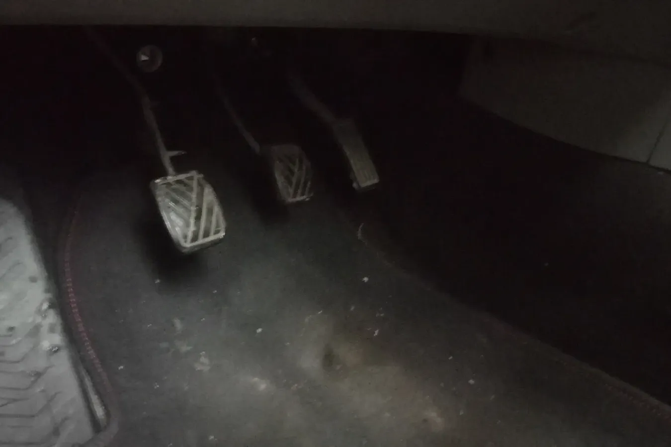 2015 BAIC ChangHe M50S 1.5L 116HP L4 5MT,autocango,china used car exporter,china ev exporter,chinese used car exporter,chinese used ev exporter