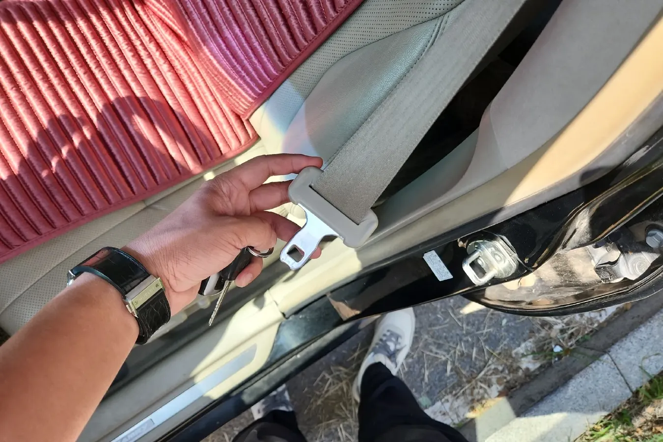 2011 Toyota Camry 2.0L 147HP L4 4AT,autocango,china used car exporter,china ev exporter,chinese used car exporter,chinese used ev exporter