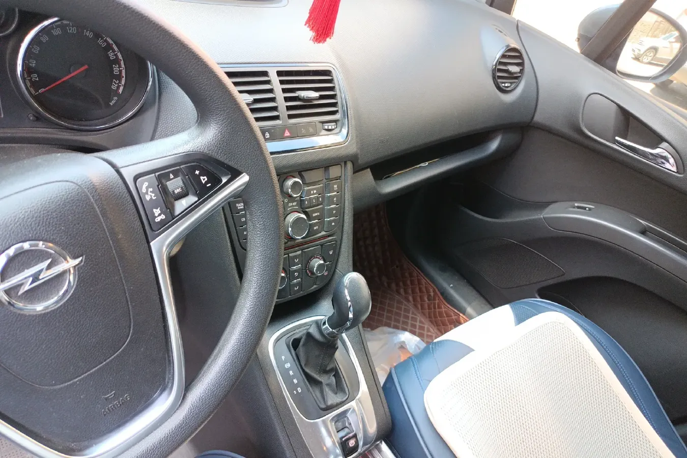 2013 Opel Meriva 1.4T 120HP L4 6AT,autocango,china used car exporter,china ev exporter,chinese used car exporter,chinese used ev exporter