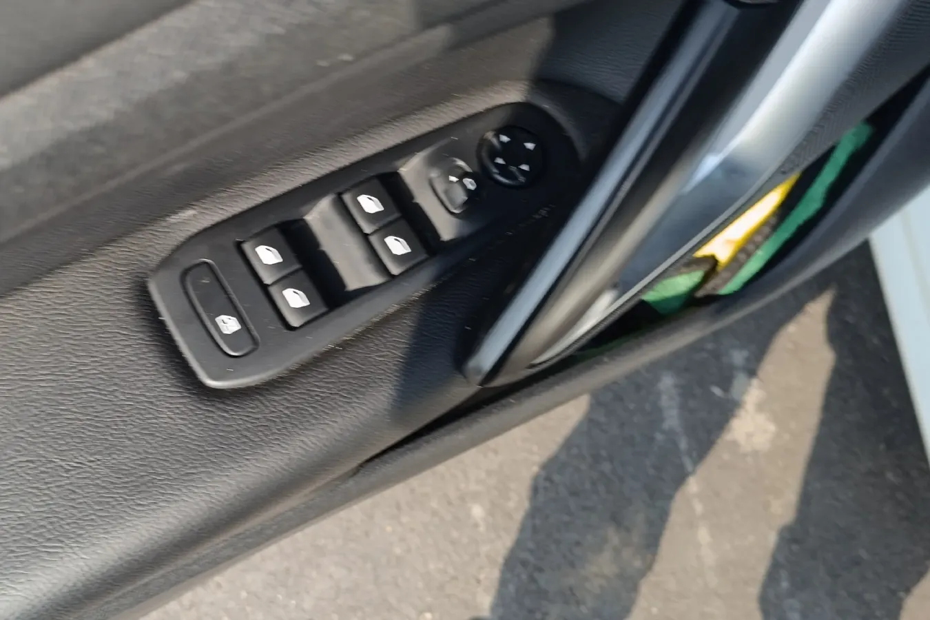 2015 Peugeot 308S 1.6T 167HP L4 6AT,autocango,china used car exporter,china ev exporter,chinese used car exporter,chinese used ev exporter