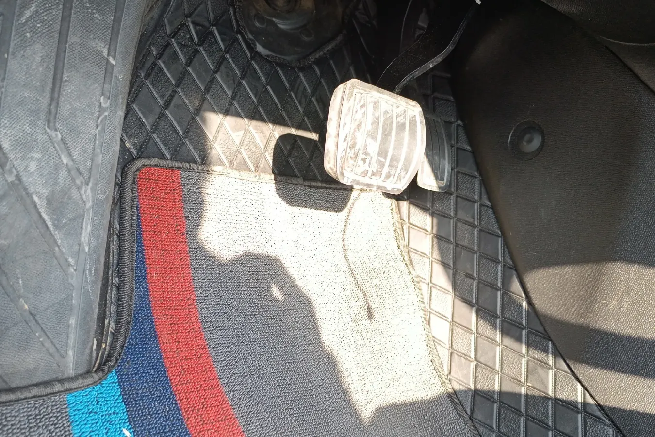 2015 Peugeot 308S 1.6T 167HP L4 6AT,autocango,china used car exporter,china ev exporter,chinese used car exporter,chinese used ev exporter