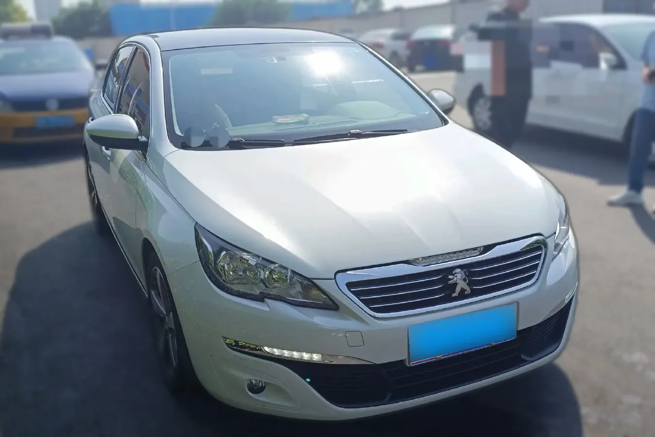 2015 Peugeot 308S 1.6T 167HP L4 6AT,autocango,china used car exporter,china ev exporter,chinese used car exporter,chinese used ev exporter