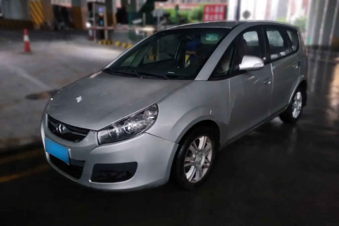 2011 JAC Refine M2 1.5L 113HP L4 5MT,autocango,china used car exporter,china ev exporter,chinese used car exporter,chinese used ev exporter