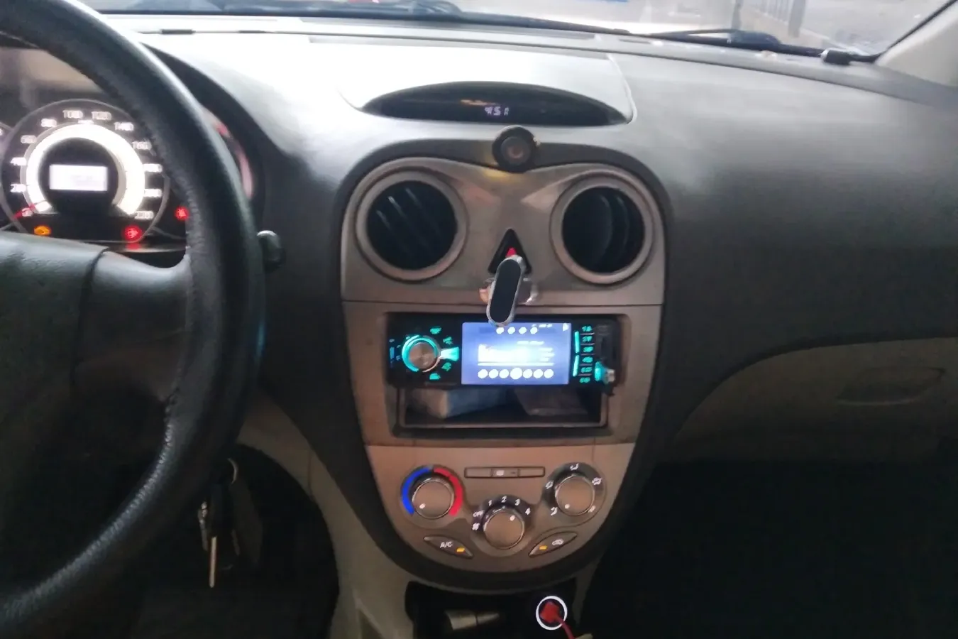 2011 JAC Refine M2 1.5L 113HP L4 5MT,autocango,china used car exporter,china ev exporter,chinese used car exporter,chinese used ev exporter