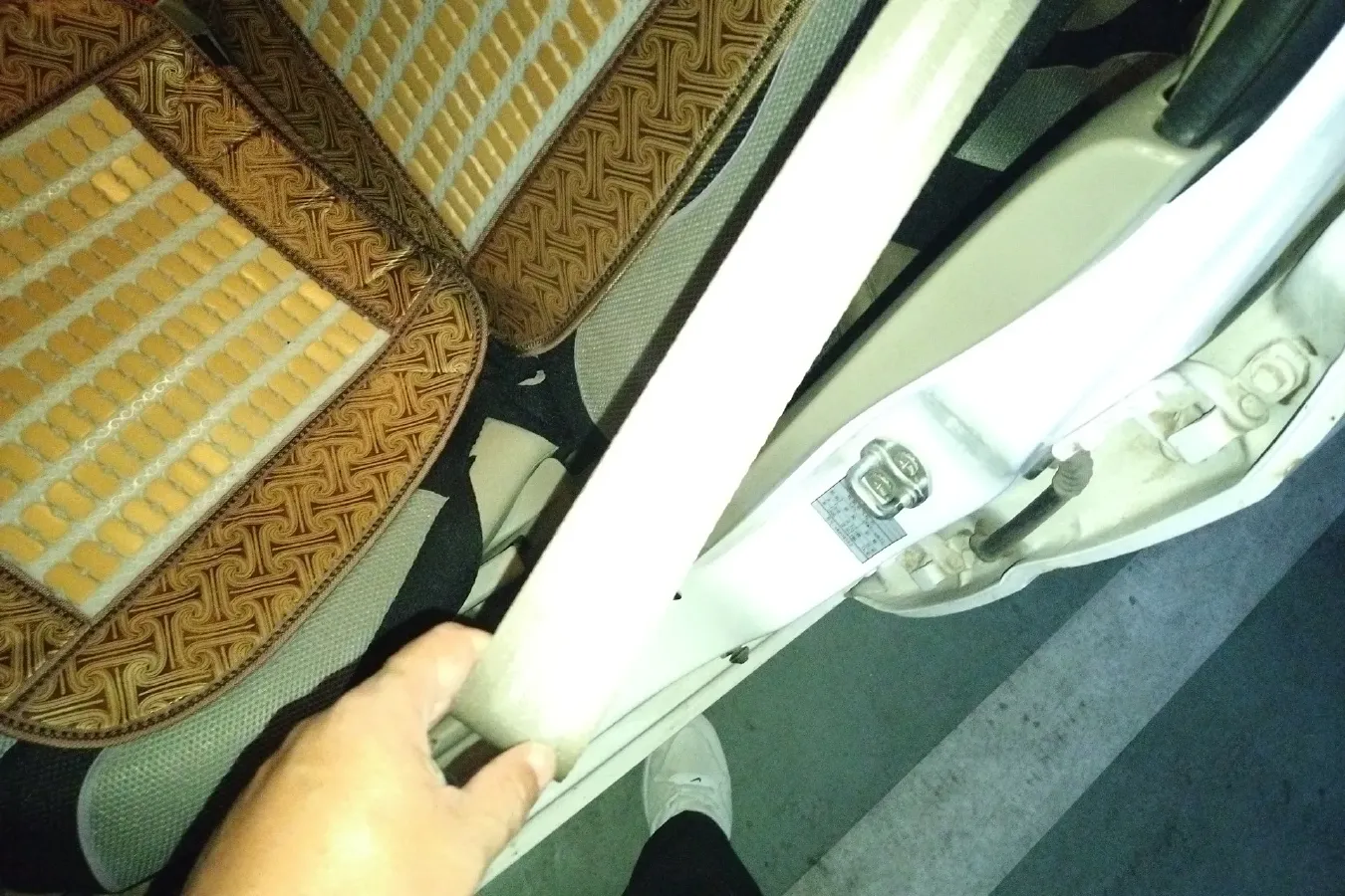 2014 Soueast V3 1.5L 120HP L4 5MT,autocango,china used car exporter,china ev exporter,chinese used car exporter,chinese used ev exporter