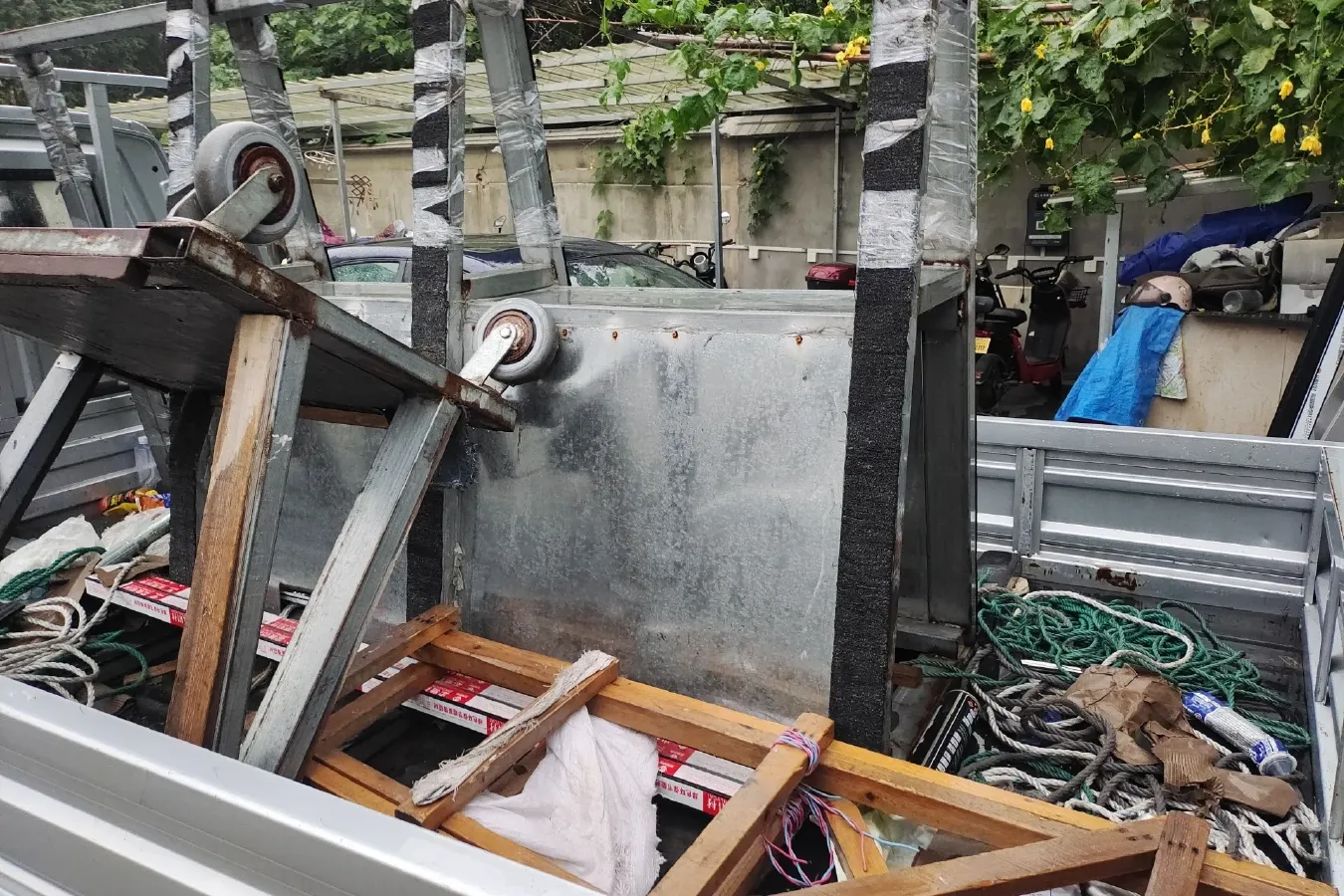 2021 ChangAn Kaicene ShenQi T30 1.6L 122HP L4 5MT,autocango,china used car exporter,china ev exporter,chinese used car exporter,chinese used ev exporter