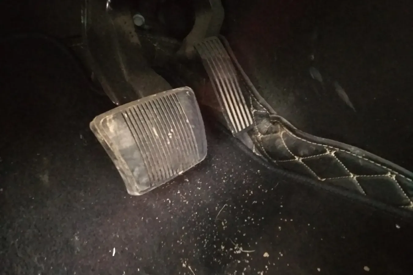 2020 Jeep Grand Commander 2.0T 265HP L4 9AT,autocango,china used car exporter,china ev exporter,chinese used car exporter,chinese used ev exporter