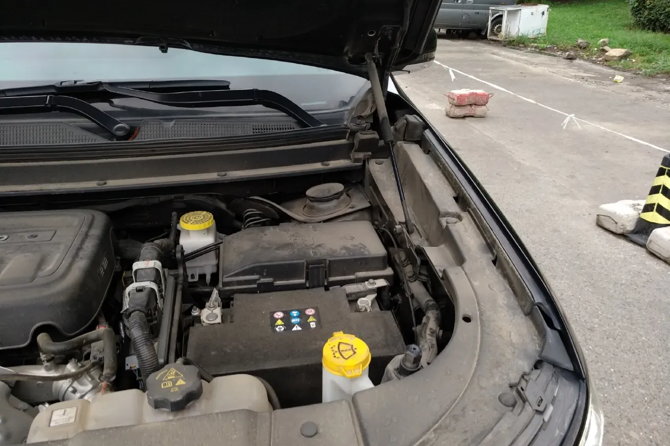 2020 Jeep Grand Commander 2.0T 265HP L4 9AT,autocango,china used car exporter,china ev exporter,chinese used car exporter,chinese used ev exporter