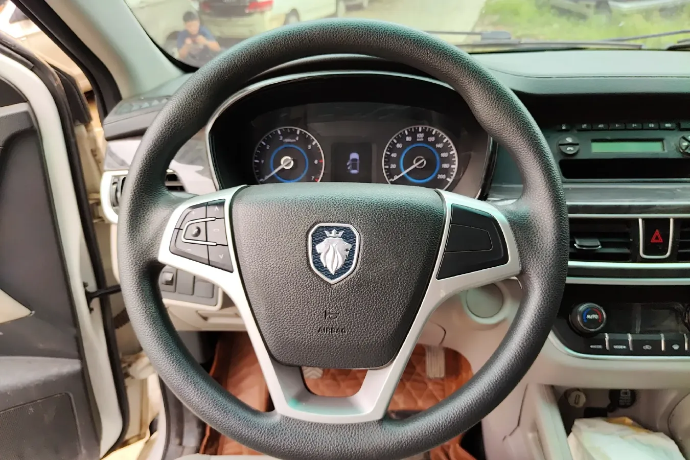 2018 Foton Gratour im6 1.5L 116HP L4 5MT,autocango,china used car exporter,china ev exporter,chinese used car exporter,chinese used ev exporter