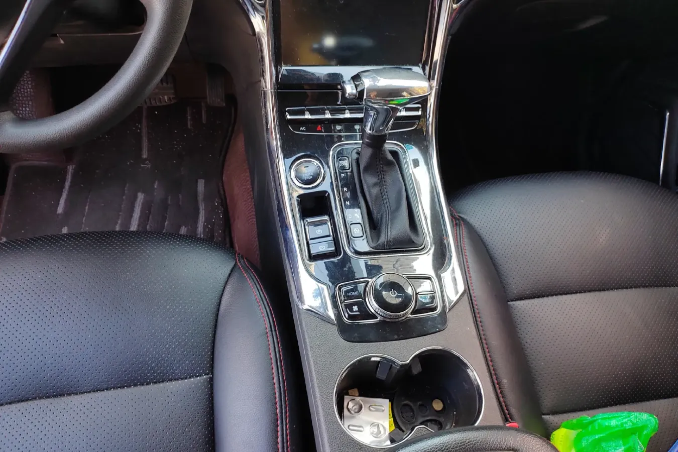 2017 Leopaard CS9 1.5L 113HP L4 CVT,autocango,china used car exporter,china ev exporter,chinese used car exporter,chinese used ev exporter