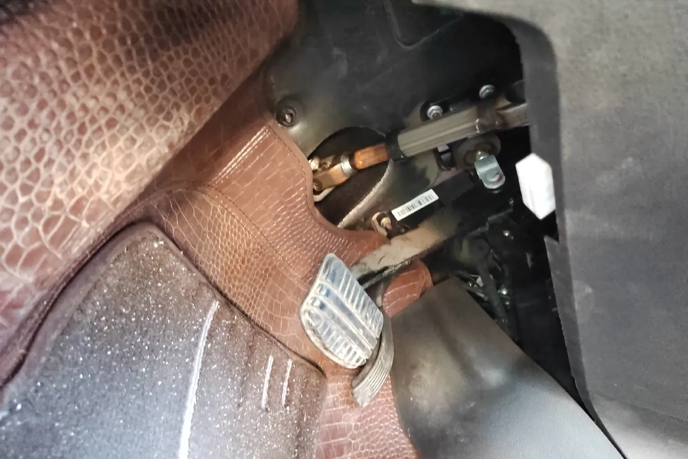 2017 Leopaard CS9 1.5L 113HP L4 CVT,autocango,china used car exporter,china ev exporter,chinese used car exporter,chinese used ev exporter