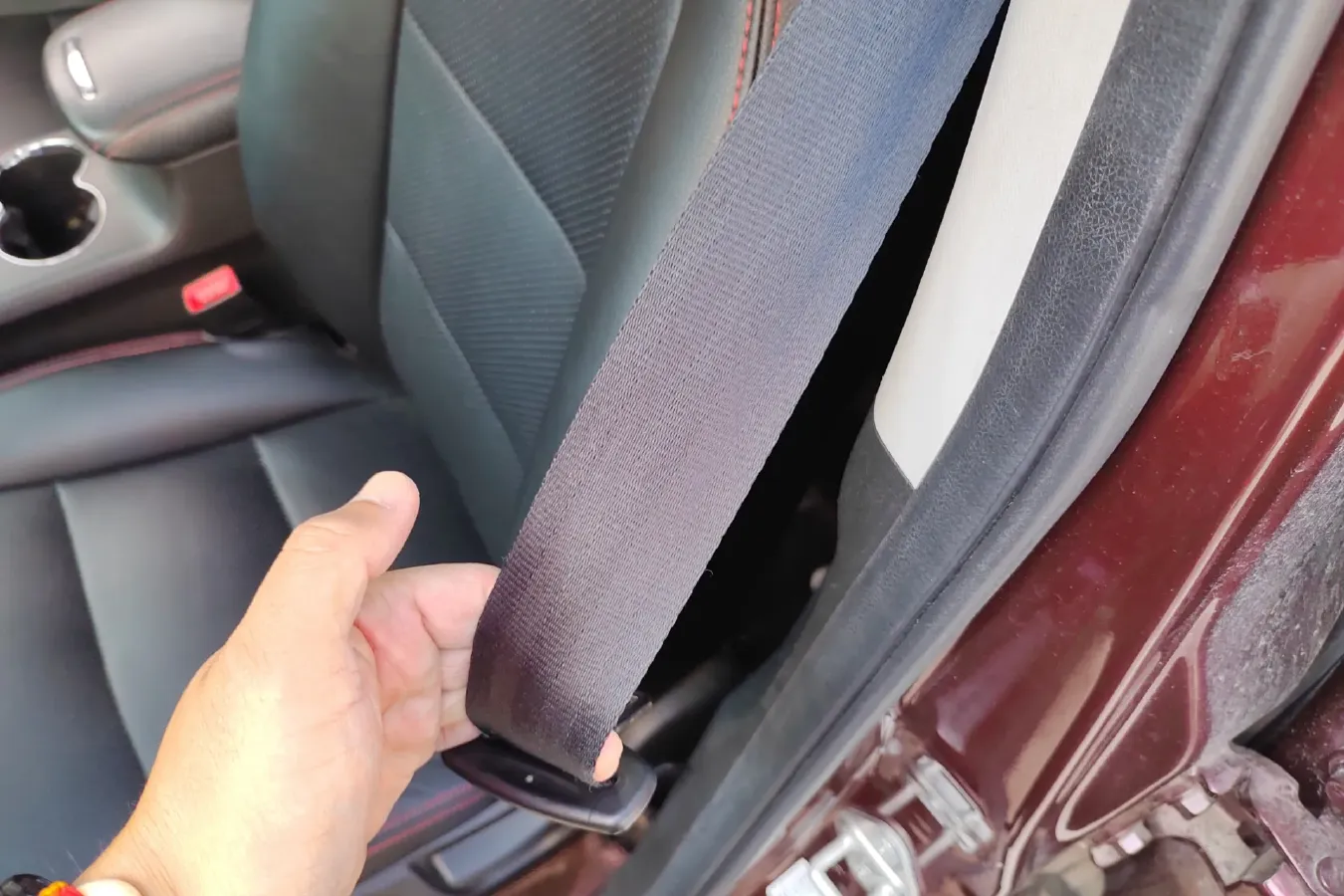 2017 Leopaard CS9 1.5L 113HP L4 CVT,autocango,china used car exporter,china ev exporter,chinese used car exporter,chinese used ev exporter