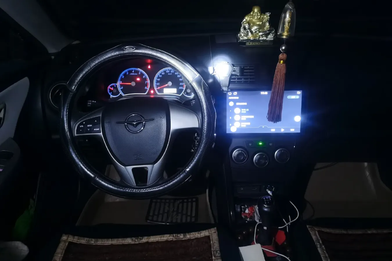 2013 HaiMa Family 1.6L 120HP L4 5MT,autocango,china used car exporter,china ev exporter,chinese used car exporter,chinese used ev exporter