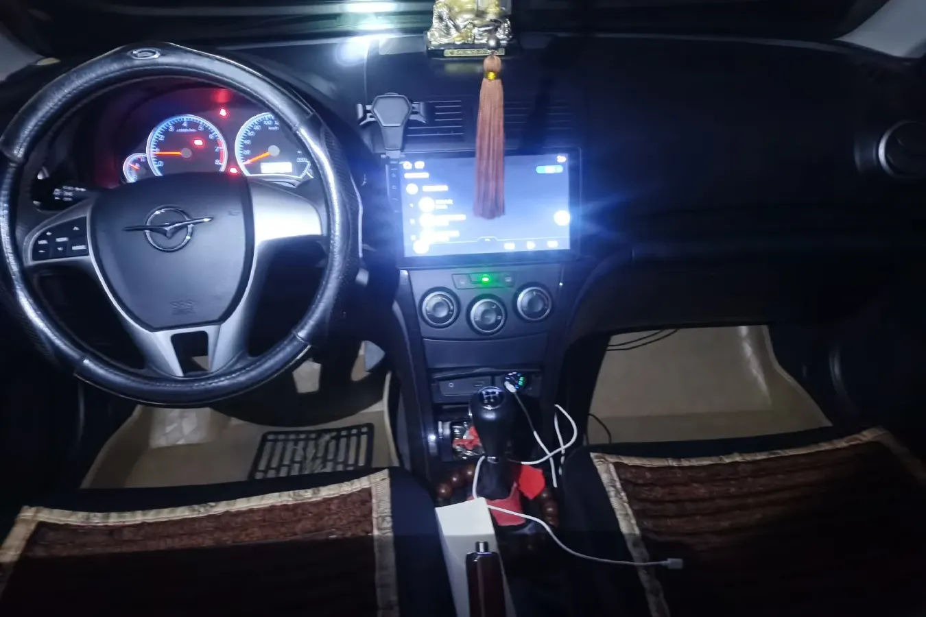 2013 HaiMa Family 1.6L 120HP L4 5MT,autocango,china used car exporter,china ev exporter,chinese used car exporter,chinese used ev exporter