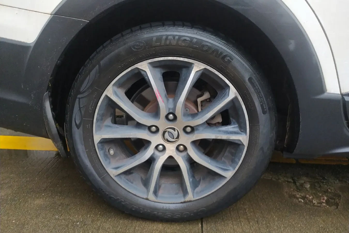 2016 DongFeng Forthing SX6 1.6L 122HP L4 5MT,autocango,china used car exporter,china ev exporter,chinese used car exporter,chinese used ev exporter