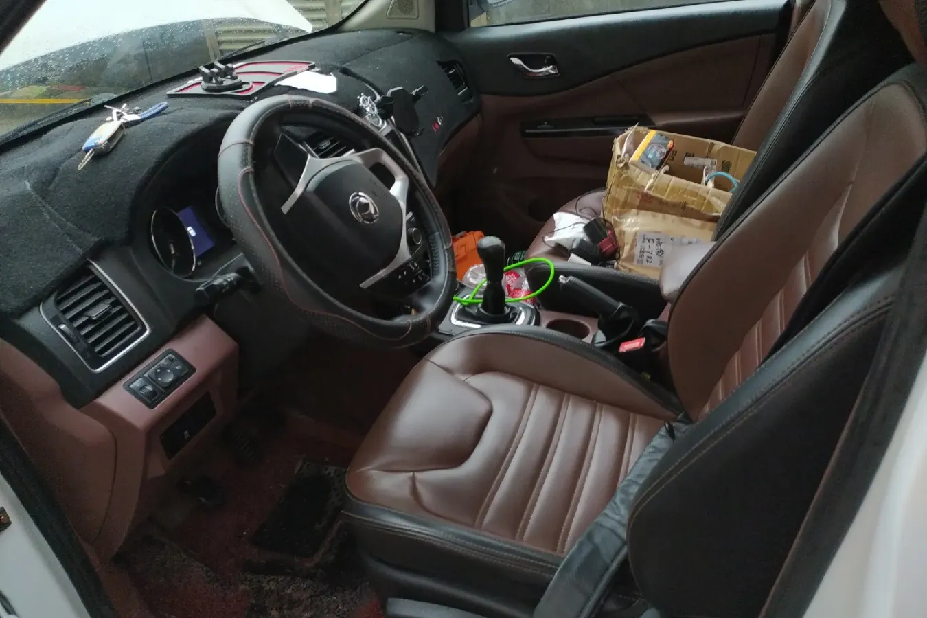 2016 DongFeng Forthing SX6 1.6L 122HP L4 5MT,autocango,china used car exporter,china ev exporter,chinese used car exporter,chinese used ev exporter