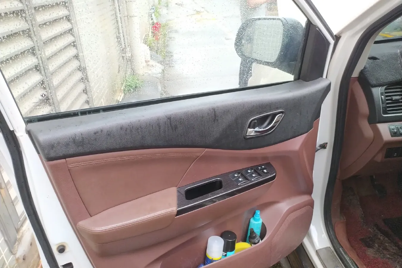 2016 DongFeng Forthing SX6 1.6L 122HP L4 5MT,autocango,china used car exporter,china ev exporter,chinese used car exporter,chinese used ev exporter