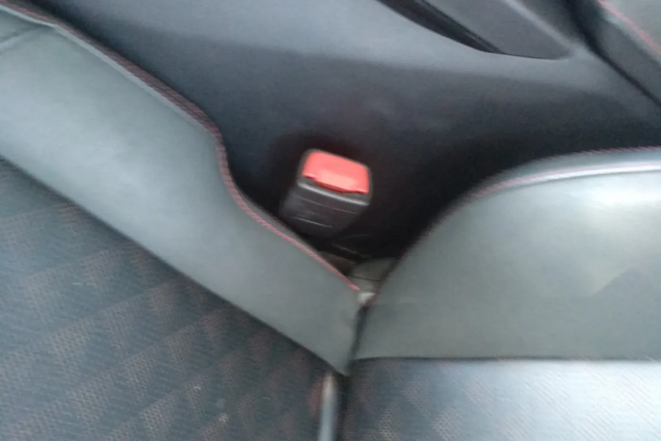 2020 BaoJun RC-5 1.5T 147HP L4 CVT,autocango,china used car exporter,china ev exporter,chinese used car exporter,chinese used ev exporter