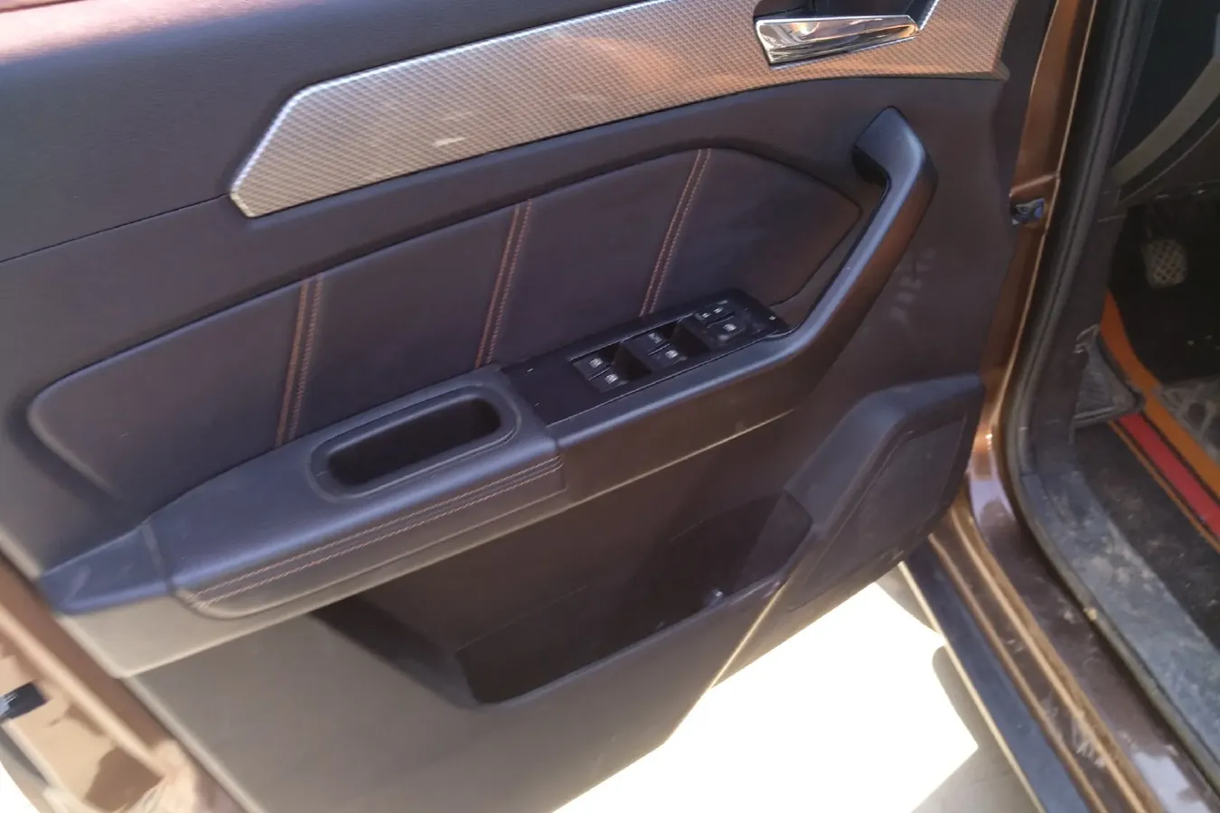 2017 BAIC WeiWang M50F 1.5L 116HP L4 5MT,autocango,china used car exporter,china ev exporter,chinese used car exporter,chinese used ev exporter