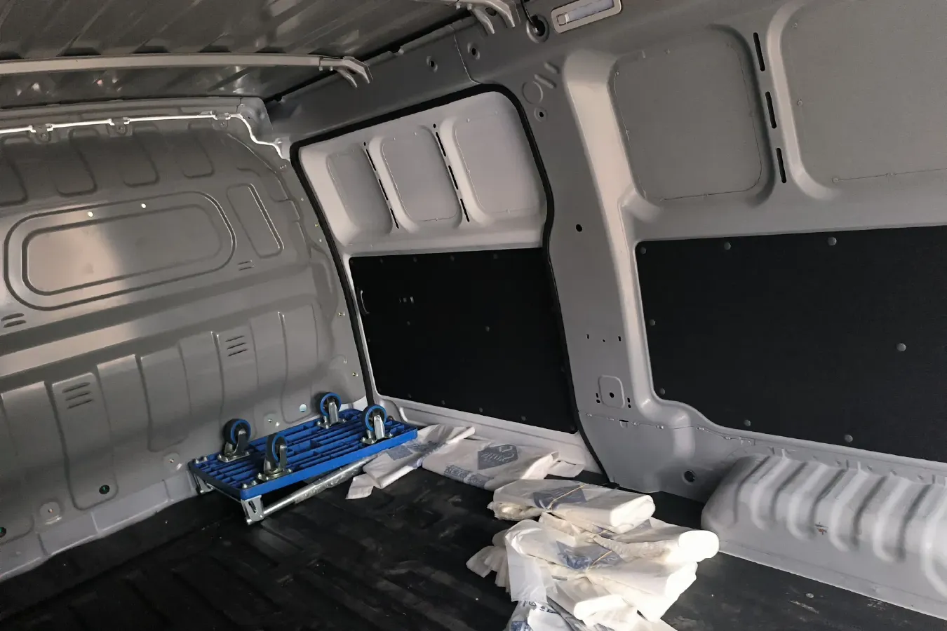 2023 JAC Blue Cat BEV 40.55KWH,autocango,china used car exporter,china ev exporter,chinese used car exporter,chinese used ev exporter