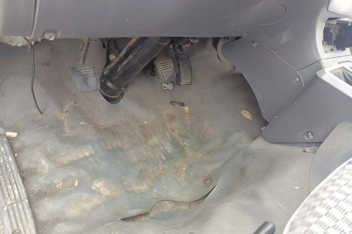 2014 Foton Scenery 2.0L 129HP L4 5MT,autocango,china used car exporter,china ev exporter,chinese used car exporter,chinese used ev exporter