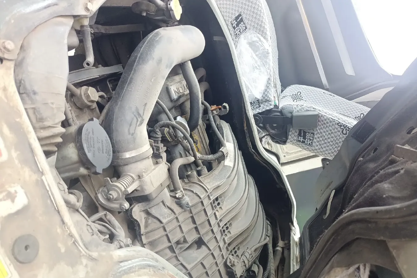 2014 Foton Scenery 2.0L 129HP L4 5MT,autocango,china used car exporter,china ev exporter,chinese used car exporter,chinese used ev exporter