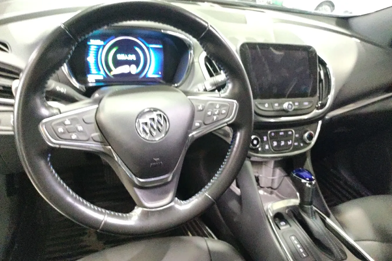 2017 Buick Velite 5 Range Extended 106HP E-CVT REEV 18KWH,autocango,china used car exporter,china ev exporter,chinese used car exporter,chinese used ev exporter