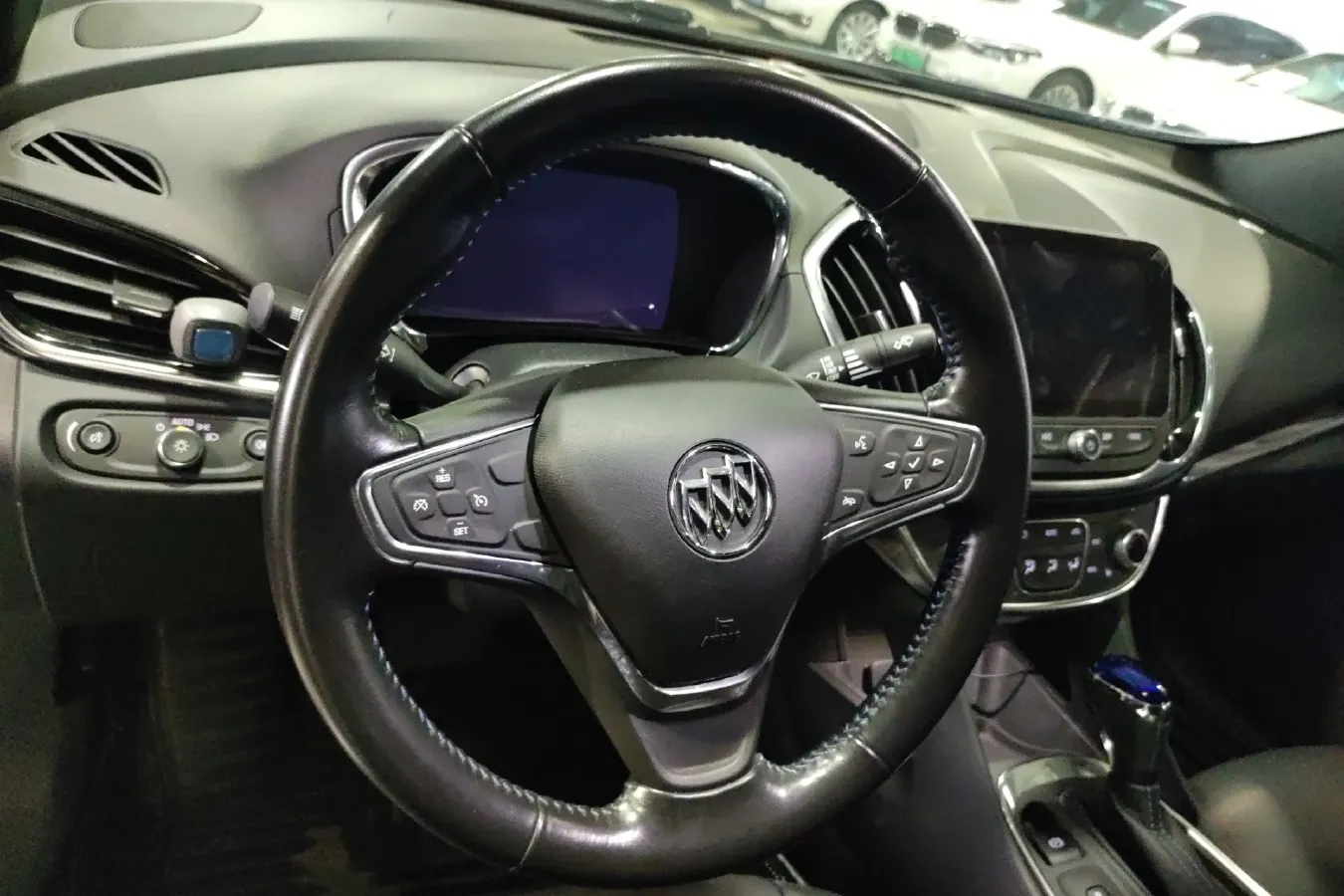 2017 Buick Velite 5 Range Extended 106HP E-CVT REEV 18KWH,autocango,china used car exporter,china ev exporter,chinese used car exporter,chinese used ev exporter