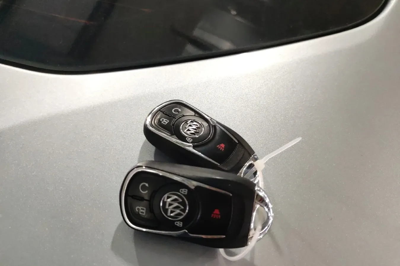 2017 Buick Velite 5 Range Extended 106HP E-CVT REEV 18KWH,autocango,china used car exporter,china ev exporter,chinese used car exporter,chinese used ev exporter