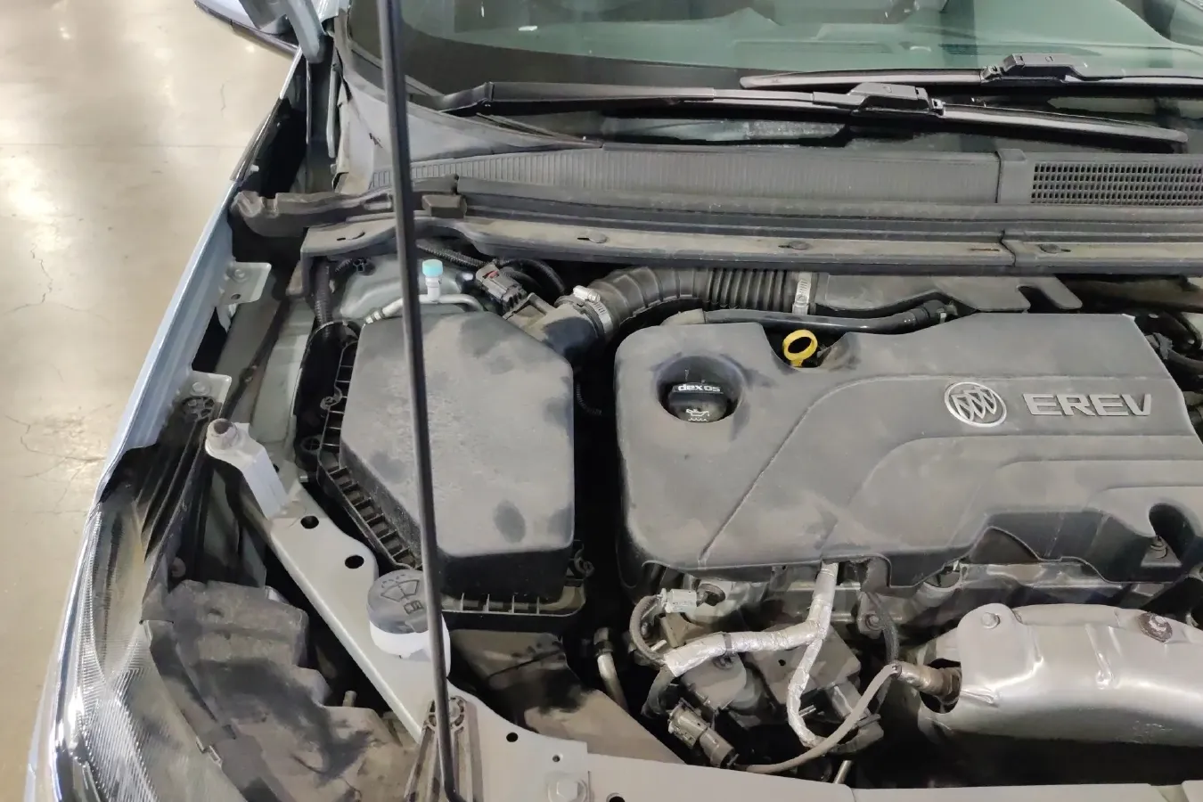 2017 Buick Velite 5 Range Extended 106HP E-CVT REEV 18KWH,autocango,china used car exporter,china ev exporter,chinese used car exporter,chinese used ev exporter