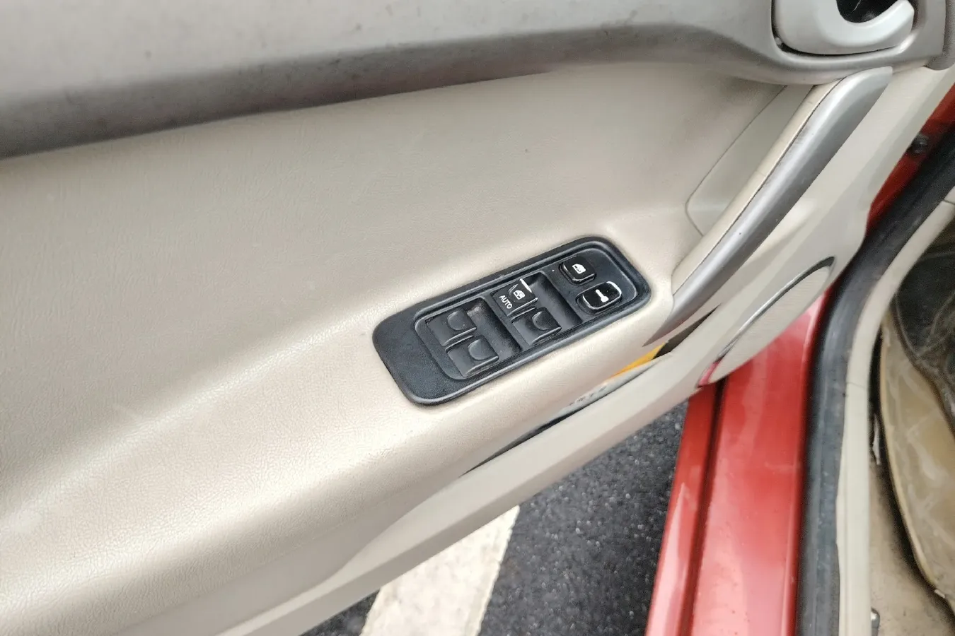 2012 JAC HeYue 1.5L 113HP L4 5MT,autocango,china used car exporter,china ev exporter,chinese used car exporter,chinese used ev exporter