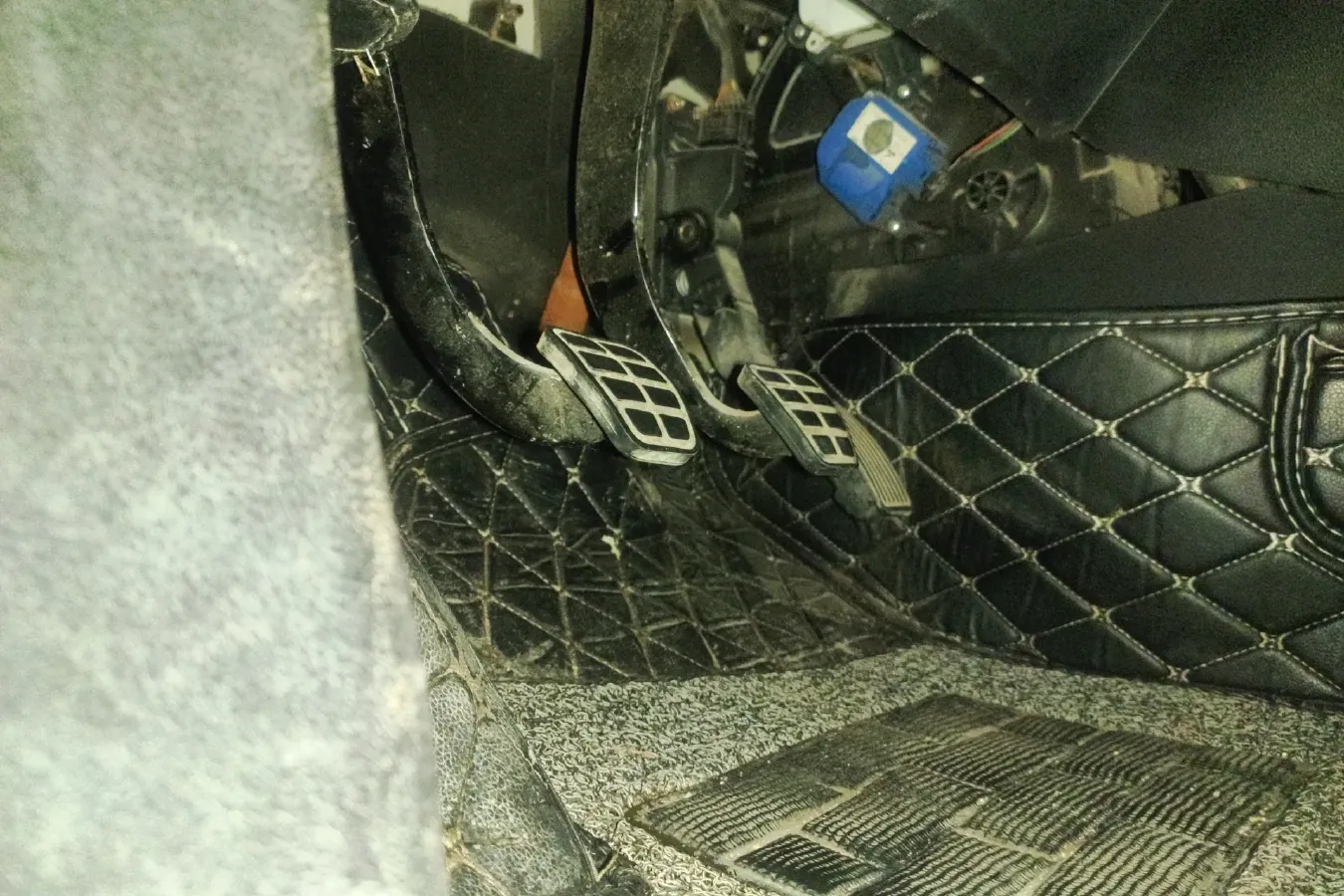 2017 Karry K60 1.5L 109HP L4 5MT,autocango,china used car exporter,china ev exporter,chinese used car exporter,chinese used ev exporter