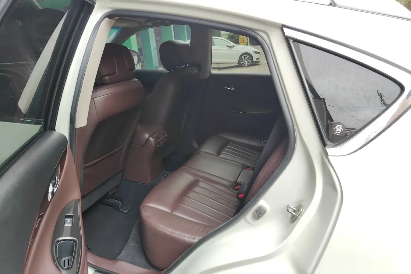 2010 Infiniti EX 2.5L 235HP V6 7AT,autocango,china used car exporter,china ev exporter,chinese used car exporter,chinese used ev exporter