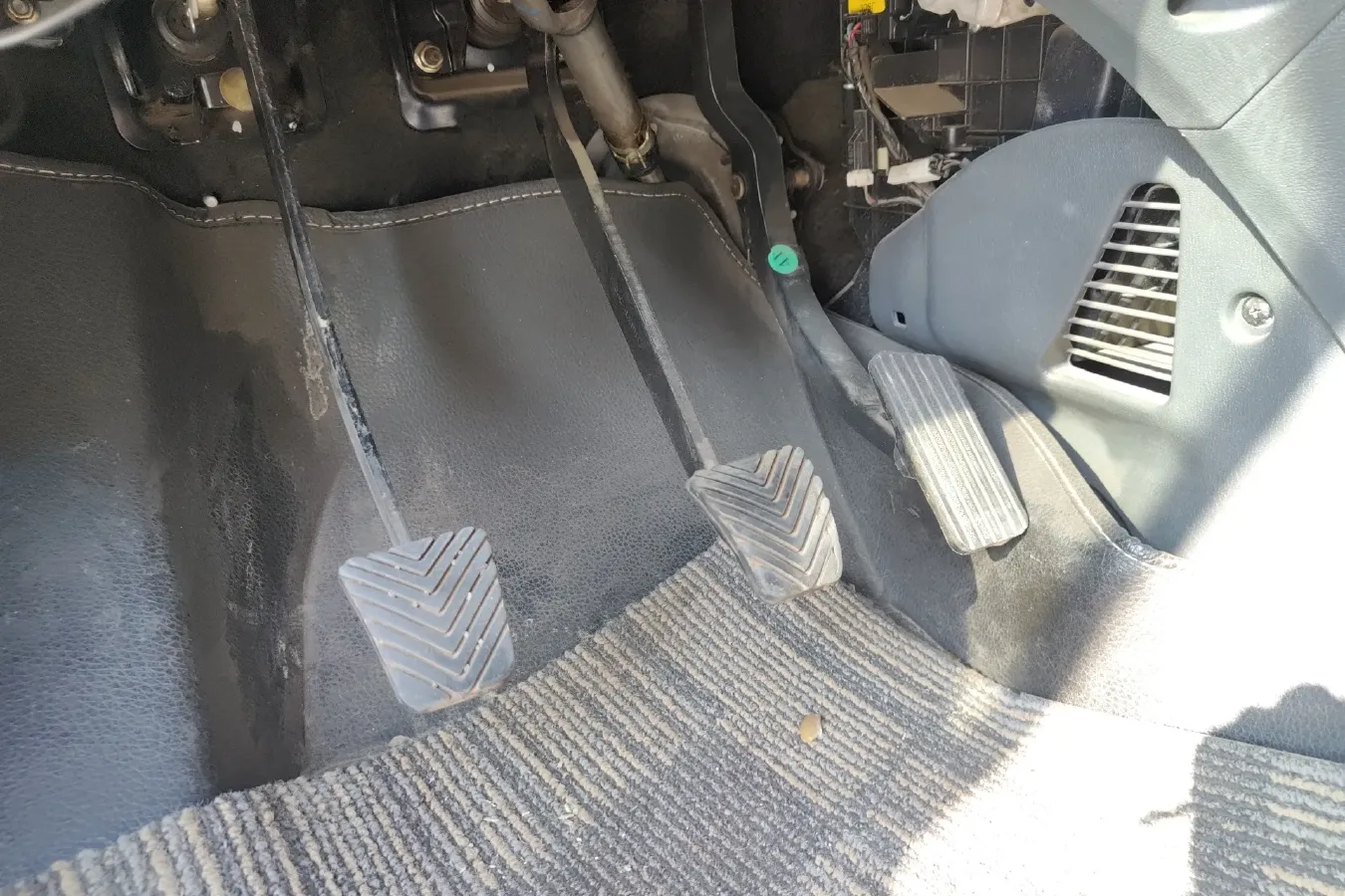 2012 JAC Refine M2 1.8L 143HP L4 5MT,autocango,china used car exporter,china ev exporter,chinese used car exporter,chinese used ev exporter