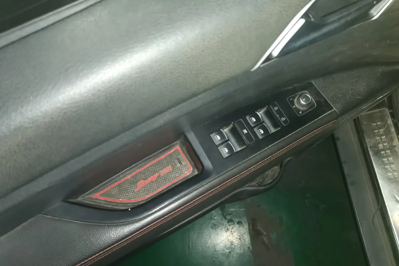 2017 Zotye Damy X5 1.5T 150HP L4 5MT,autocango,china used car exporter,china ev exporter,chinese used car exporter,chinese used ev exporter