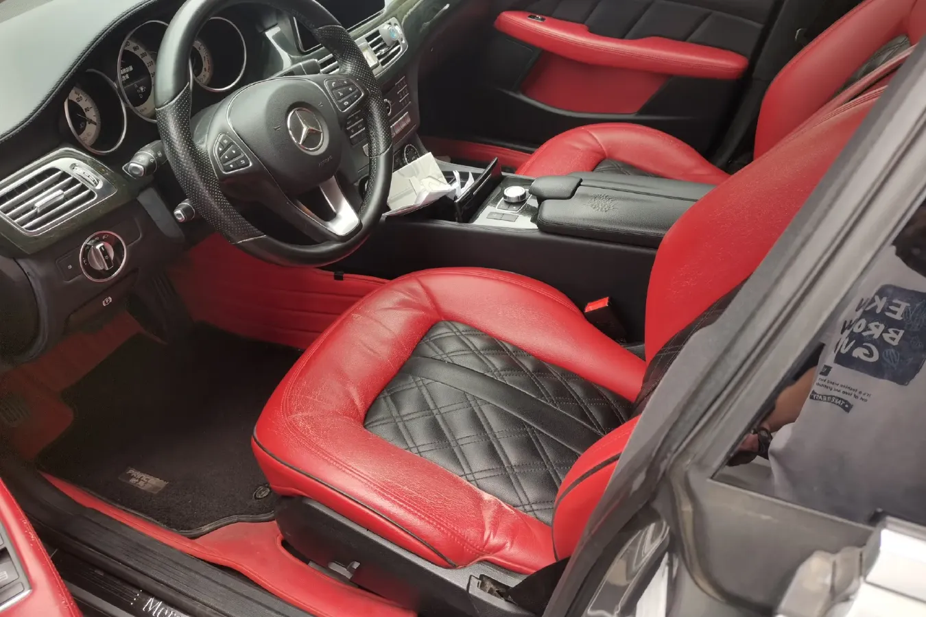 2015 Mercedes-Benz CLS Class 2.0T 211HP L4 7AT,autocango,china used car exporter,china ev exporter,chinese used car exporter,chinese used ev exporter