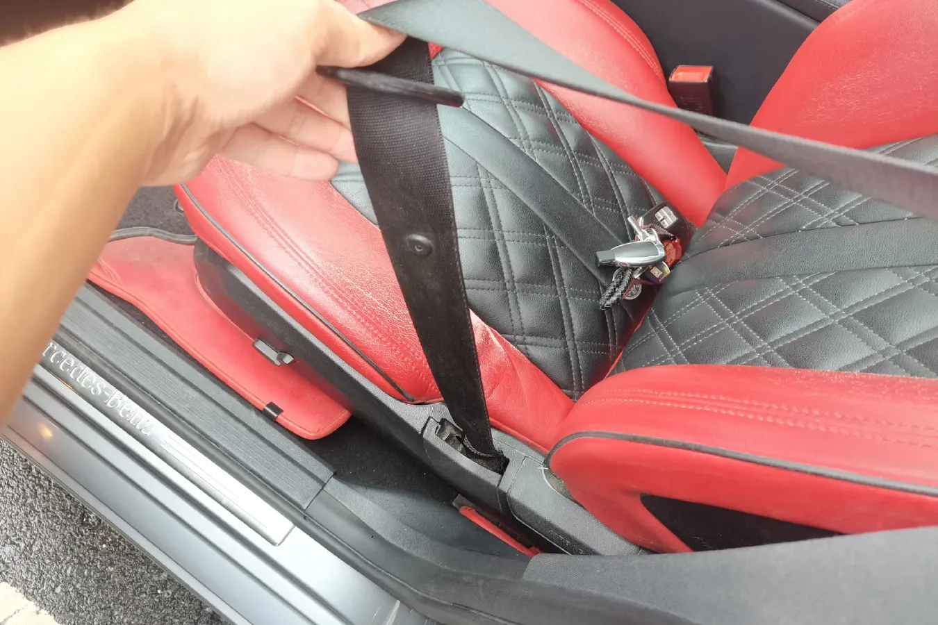 2015 Mercedes-Benz CLS Class 2.0T 211HP L4 7AT,autocango,china used car exporter,china ev exporter,chinese used car exporter,chinese used ev exporter