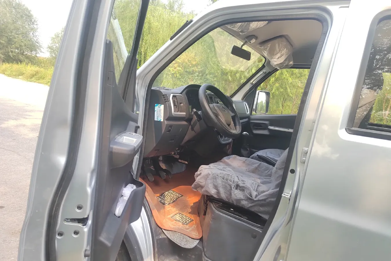 2021 ChangAn Kaicene ShenQi T30 1.6L 122HP L4 5MT,autocango,china used car exporter,china ev exporter,chinese used car exporter,chinese used ev exporter